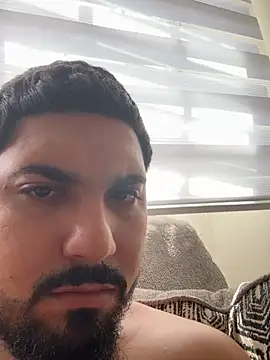 Snapshot of Pollo0215 chatting on 07-27-26, 01:29 Pollo0215 online show from 07-27-26, 01:29