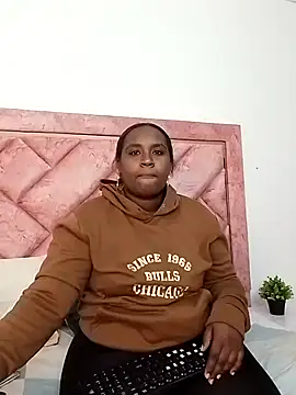 NaomiGrace  online show from 12-16-25, 10:53