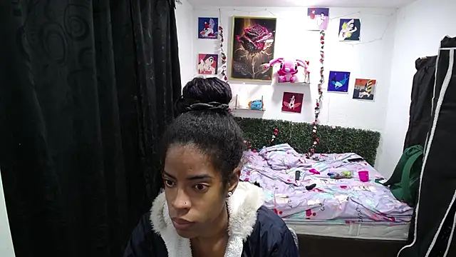 thianahorny online show from 04-11-26, 12:53