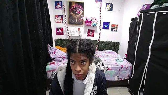 thianahorny online show from 04-15-26, 12:45