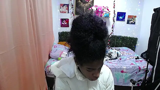 thianahorny online show from 04-18-26, 12:42