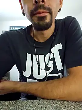 Juicydick420-xxx online show from 03-31-26, 09:59