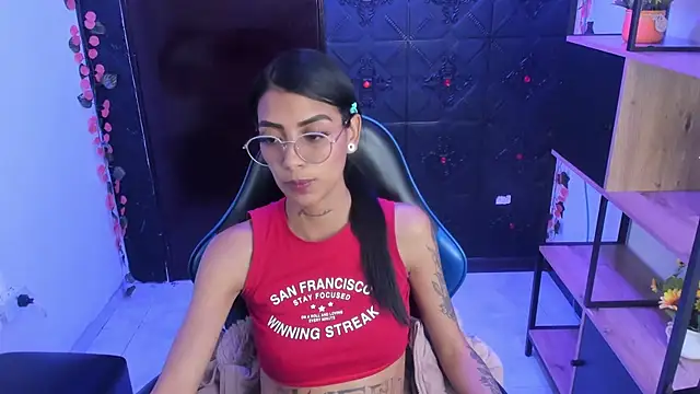 Snapshot of KarlaSlutSkinny__ chatting on 07-21-26, 08:55 KarlaSlutSkinny online show from 07-21-26, 08:55