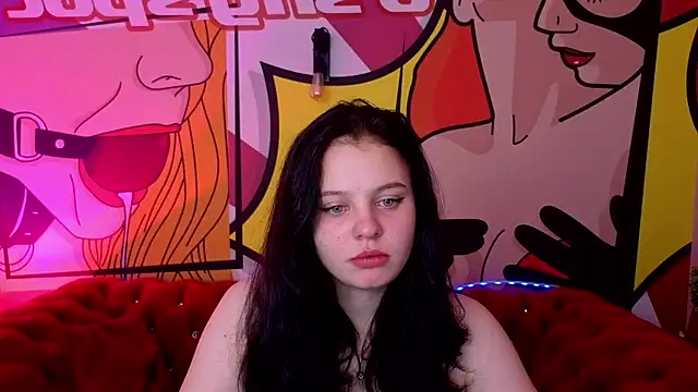 Snapshot of SnowWhiti chatting on 11-16-25, 01:39 SnowWhiti online show from 11-16-25, 01:39