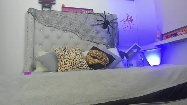 Snapshot of ChocoBunny1 chatting on 10-22-25, 03:29 ChocoBunny1 online show from 10-22-25, 03:29