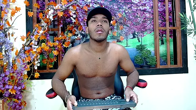 Yeinner  online show from 10-15-25, 07:14
