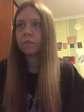 LunaVirelle online show from 04-20-26, 03:48