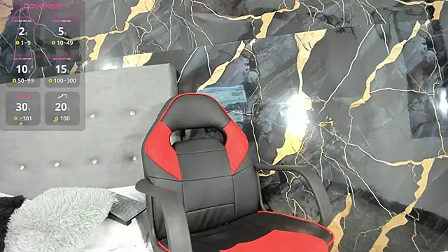 Snapshot of Aisha_Saleh chatting on 10-30-25, 07:25 Aisha Saleh online show from 10-30-25, 07:25