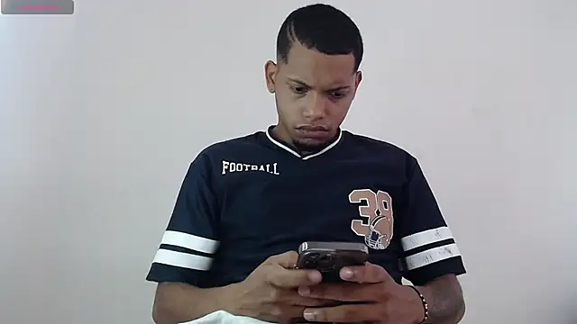 Snapshot of drako_monster chatting on 10-09-25, 05:22 drako monster online show from 10-09-25, 05:22