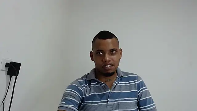 Snapshot of drako_monster chatting on 11-04-25, 10:09 drako monster online show from 11-04-25, 10:09