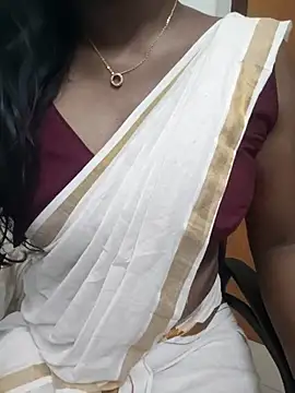 Snapshot of Tamilmallu-duskygirl03 chatting on 05-17-26, 05:05 Tamilmallu-duskygirl03 online show from 05-17-26, 05:05