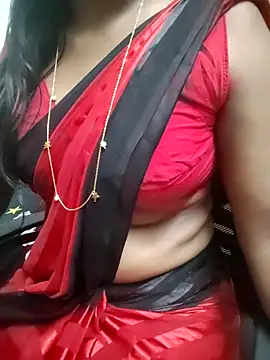 Snapshot of Tamilmallu-duskygirl03 chatting on 05-27-26, 05:43 Tamilmallu-duskygirl03 online show from 05-27-26, 05:43