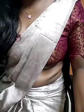 Snapshot of Tamilmallu-duskygirl03 chatting on 05-28-26, 06:16 Tamilmallu-duskygirl03 online show from 05-28-26, 06:16