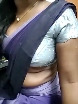 Snapshot of Tamilmallu-duskygirl03 chatting on 05-31-26, 05:04 Tamilmallu-duskygirl03 online show from 05-31-26, 05:04