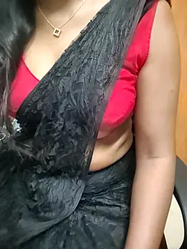 Snapshot of Tamilmallu-duskygirl03 chatting on 07-04-26, 05:46 Tamilmallu-duskygirl03 online show from 07-04-26, 05:46