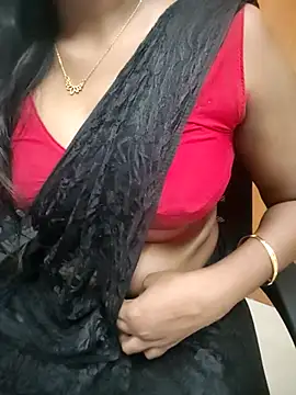 Snapshot of Tamilmallu-duskygirl03 chatting on 07-12-26, 08:38 Tamilmallu-duskygirl03 online show from 07-12-26, 08:38