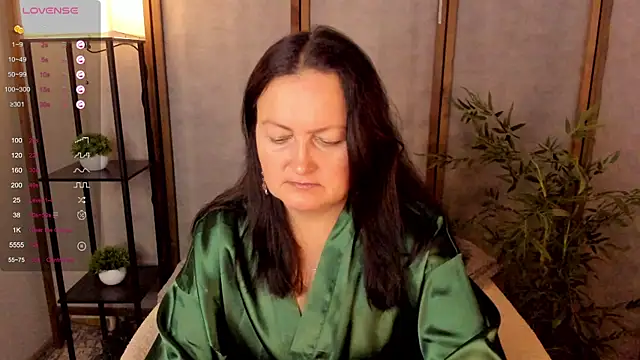 hottyannaa online show from 10-27-25, 02:37