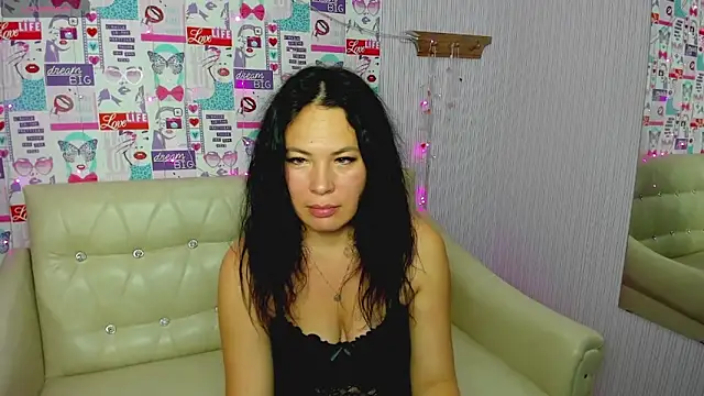 Victoria Panther online show from 10-11-25, 01:27