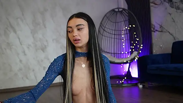 RachelRavee online show from 03-21-26, 05:23