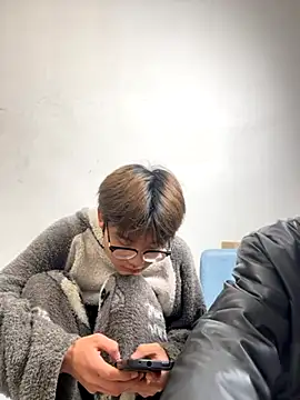 Snapshot of KK-cuteboy chatting on 11-11-25, 11:32 KK-cuteboy online show from 11-11-25, 11:32