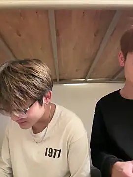 Snapshot of KK-cuteboy chatting on 12-05-25, 10:46 KK-cuteboy online show from 12-05-25, 10:46