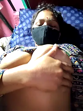 Snapshot of Yt_sabnam chatting on 12-17-25, 12:38 Yt sabnam online show from 12-17-25, 12:38