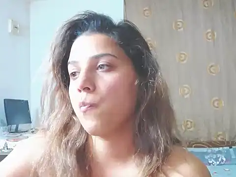 MadisonCharm online show from 04-18-26, 07:58