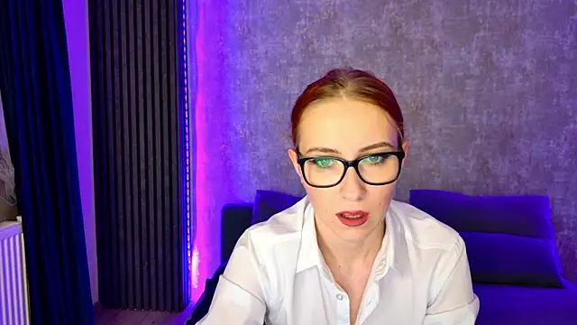 scarleteyes  online show from 11-10-25, 05:06