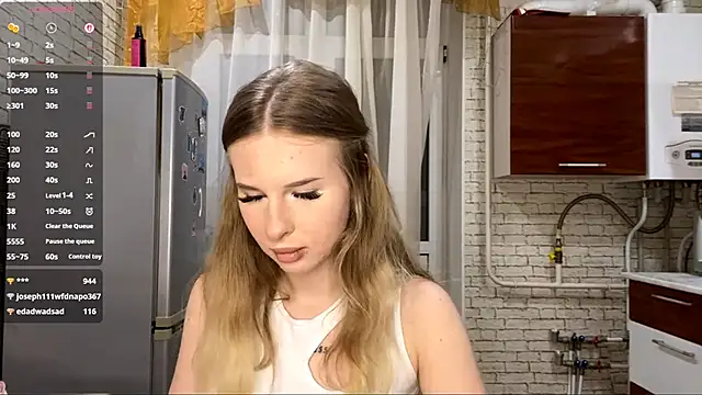 Snapshot of RosalindSherlock chatting on 10-26-25, 08:15 RosalindSherlock online show from 10-26-25, 08:15