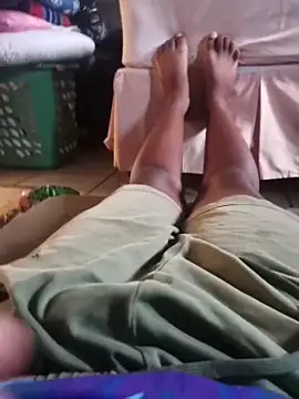 Snapshot of Thaps_deDick chatting on 10-14-25, 02:51 Thaps deDick online show from 10-14-25, 02:51