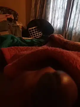 Snapshot of Thaps_deDick chatting on 10-21-25, 03:51 Thaps deDick online show from 10-21-25, 03:51