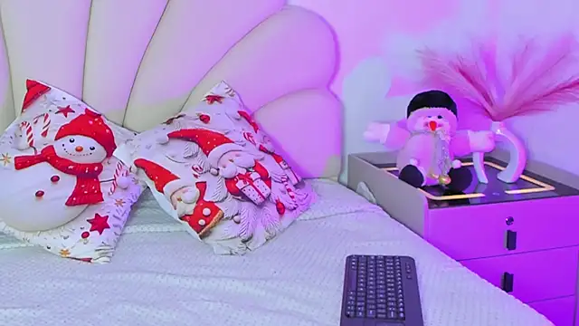 Snapshot of Alyss_Sweet chatting on 11-16-25, 09:59 Alyss Sweet online show from 11-16-25, 09:59