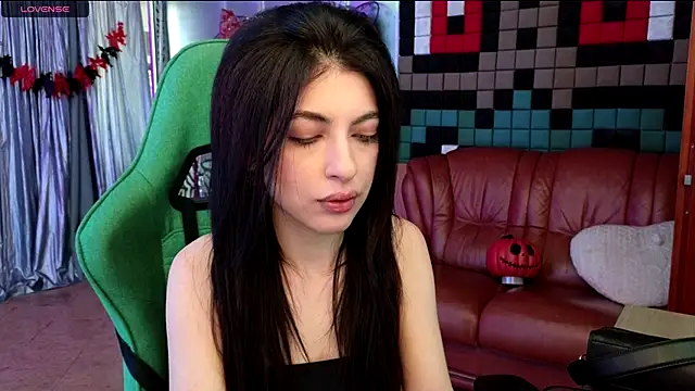 SinWolf  online show from 10-21-25, 10:05