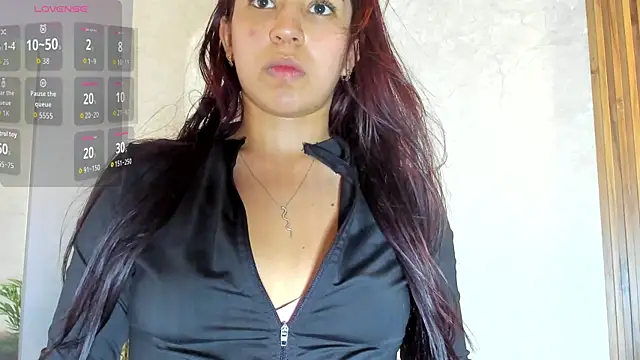 Snapshot of Vittoria_Conti_ chatting on 05-20-26, 05:30 Vittoria Conti online show from 05-20-26, 05:30