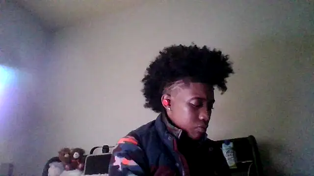 Snapshot of dezzidavill chatting on 03-27-26, 08:52 dezzidavill online show from 03-27-26, 08:52