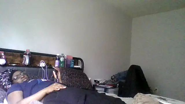 dezzidavill online show from 05-21-26, 04:14