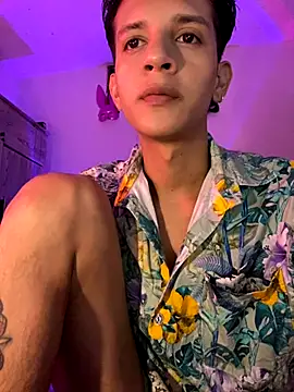 tylernova online show from 10-25-25, 03:25