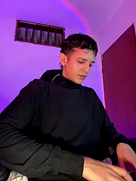 tylernova online show from 11-04-25, 04:11