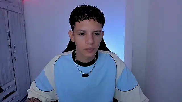 tylernova online show from 04-23-26, 03:30