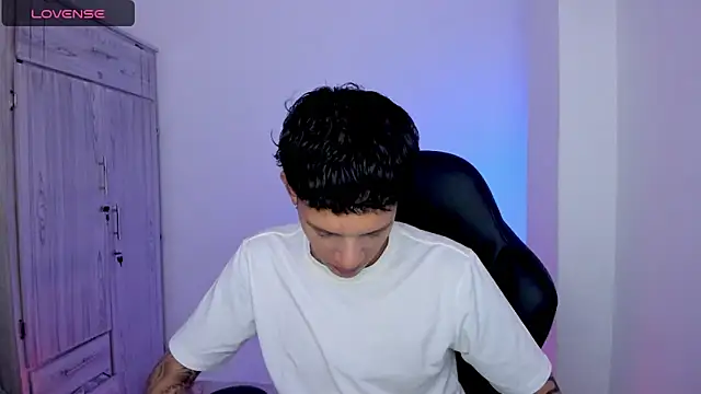 tylernova online show from 06-05-26, 03:13