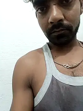 Snapshot of ShowedWringer chatting on 10-27-25, 06:12 ShowedWringer online show from 10-27-25, 06:12