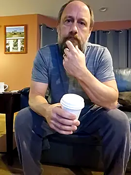 Snapshot of akstr8 chatting on 10-16-25, 04:41 akstr8 online show from 10-16-25, 04:41