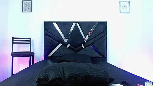 RachellLove online show from 10-11-25, 05:33
