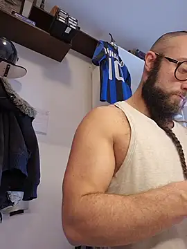 Snapshot of BeppeRagnar chatting on 12-04-25, 09:51 BeppeRagnar online show from 12-04-25, 09:51