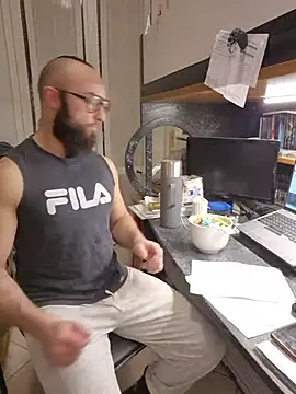 Snapshot of BeppeRagnar chatting on 01-14-26, 05:29 BeppeRagnar online show from 01-14-26, 05:29