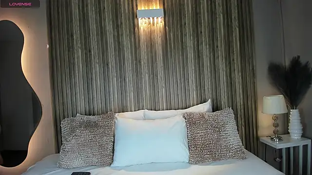 VanneCamiel online show from 11-06-25, 11:33