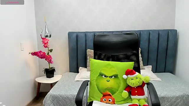 Sasha Grace online show from 01-07-26, 07:38