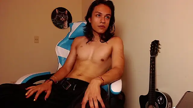 tom 1945 online show from 10-11-25, 04:01