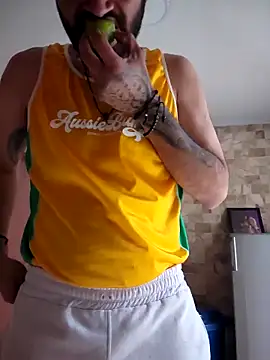 Snapshot of Nateskp_1 chatting on 10-22-25, 03:56 Nateskp 1 online show from 10-22-25, 03:56