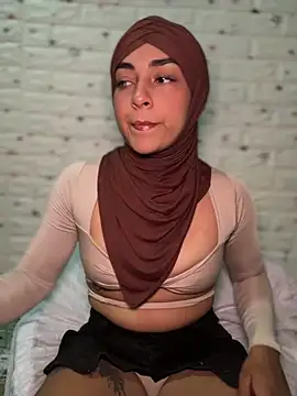 Snapshot of CelestSkyy chatting on 12-21-25, 11:34 CelestSkyy online show from 12-21-25, 11:34